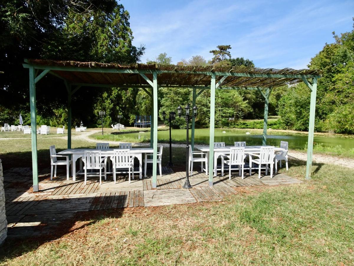 Chateau Les Vallees Tournon-Saint-Pierre Εξωτερικό φωτογραφία