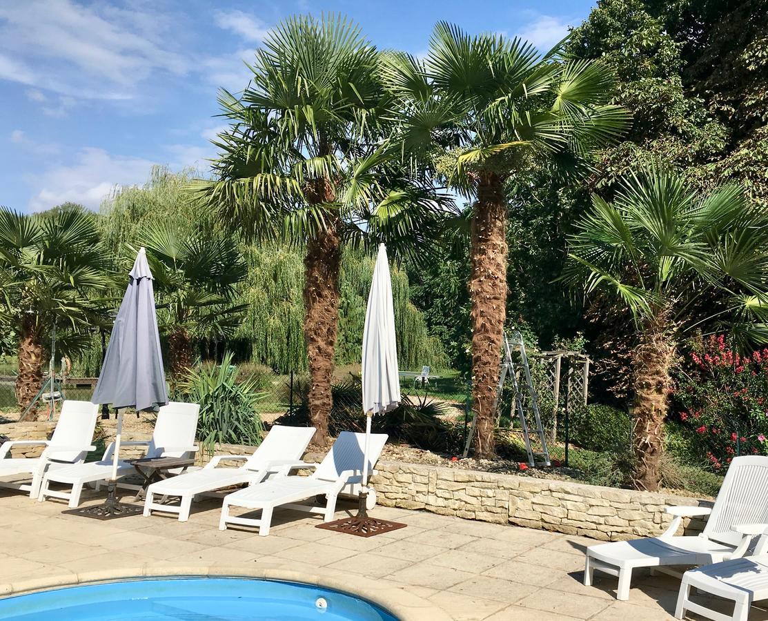 Chateau Les Vallees Tournon-Saint-Pierre Εξωτερικό φωτογραφία