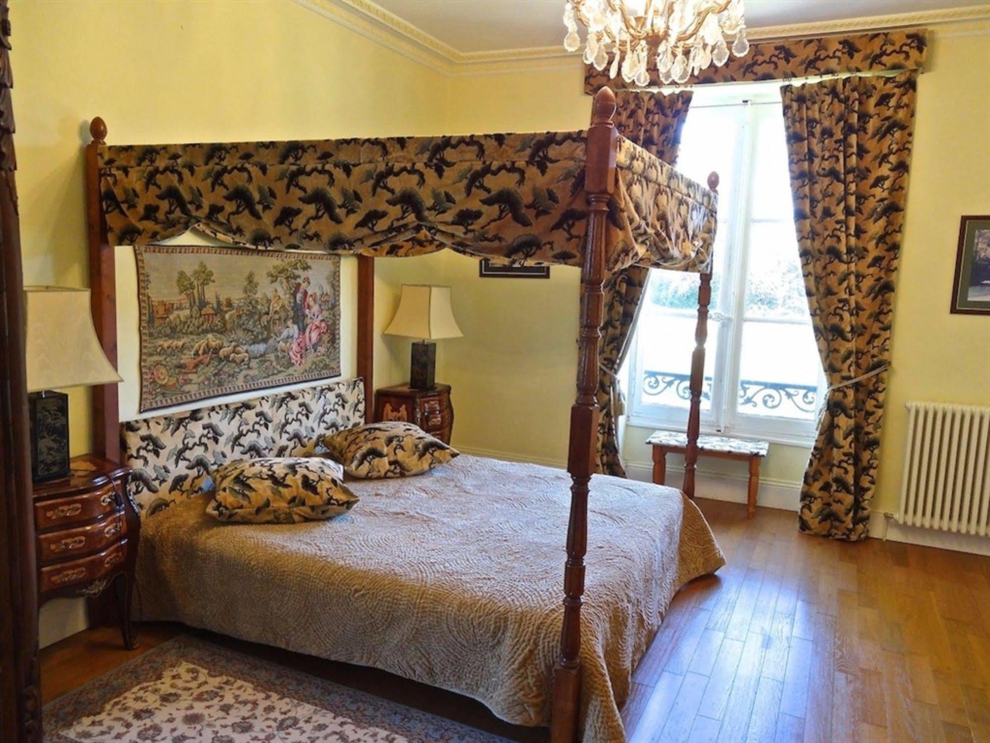 Chateau Les Vallees Tournon-Saint-Pierre Εξωτερικό φωτογραφία