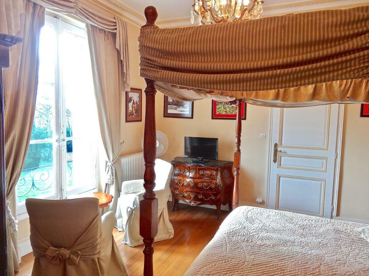 Chateau Les Vallees Tournon-Saint-Pierre Εξωτερικό φωτογραφία